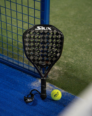 Siux Fenix PRO 5 Black 2025 Padel Racket by Leo Augsburger